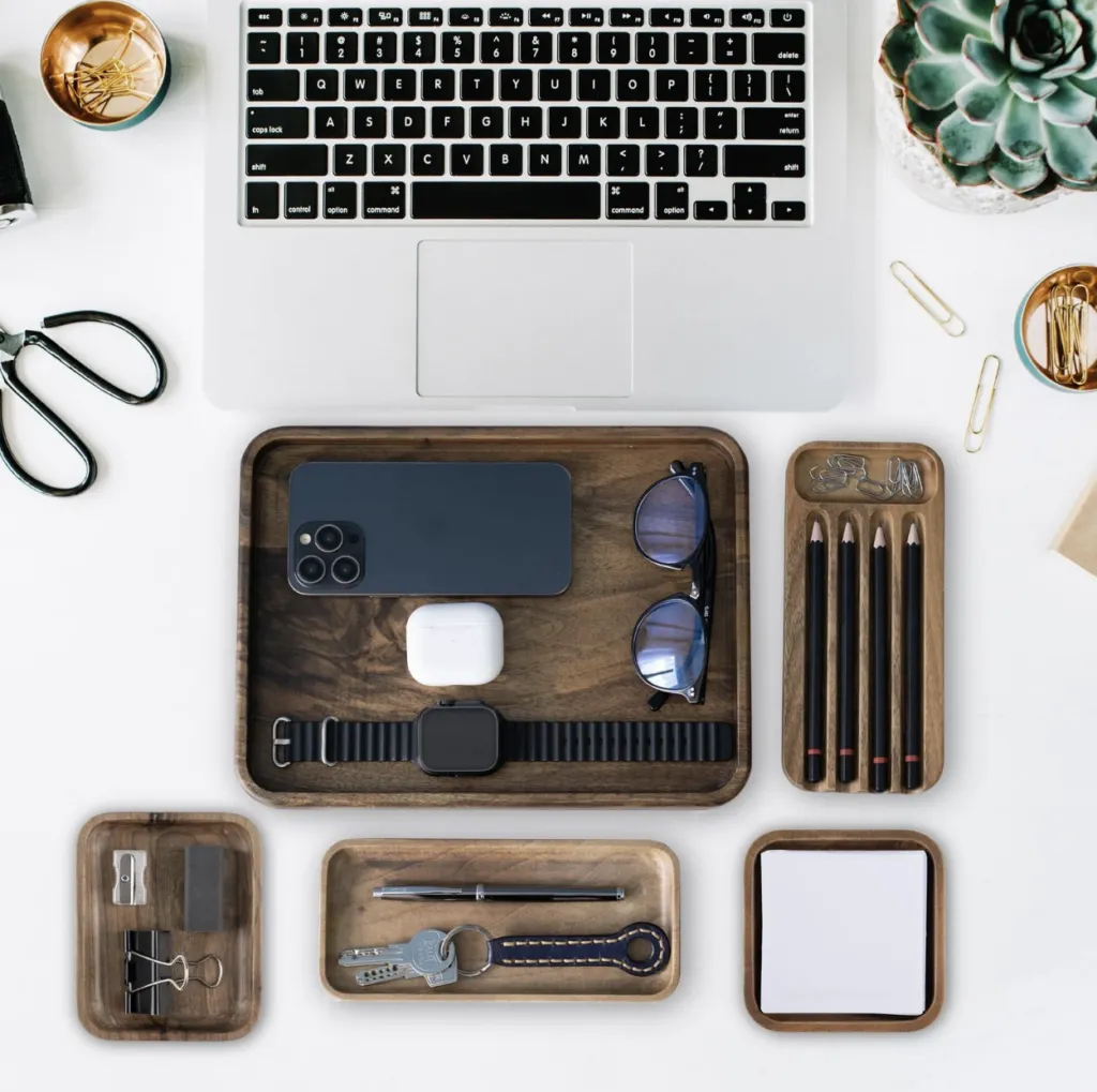 corporate gifts desk set