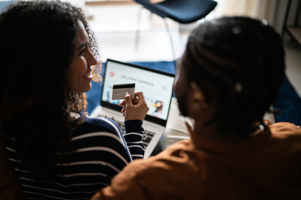 Dynamic Product Pages: How AI Creates Personalized Experiences